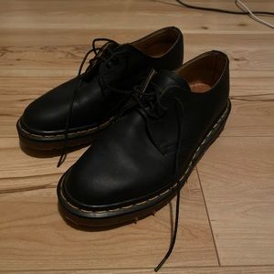 1461 Dr. Martens Oxford Shoes